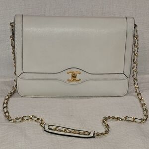 Chanel White Leather Flap Bag Gold 24K Chain Accordian Calf Rare Purse Classic
